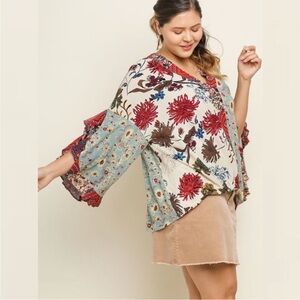 Umgee Floral Patchwork Garden Party Top Size Medium